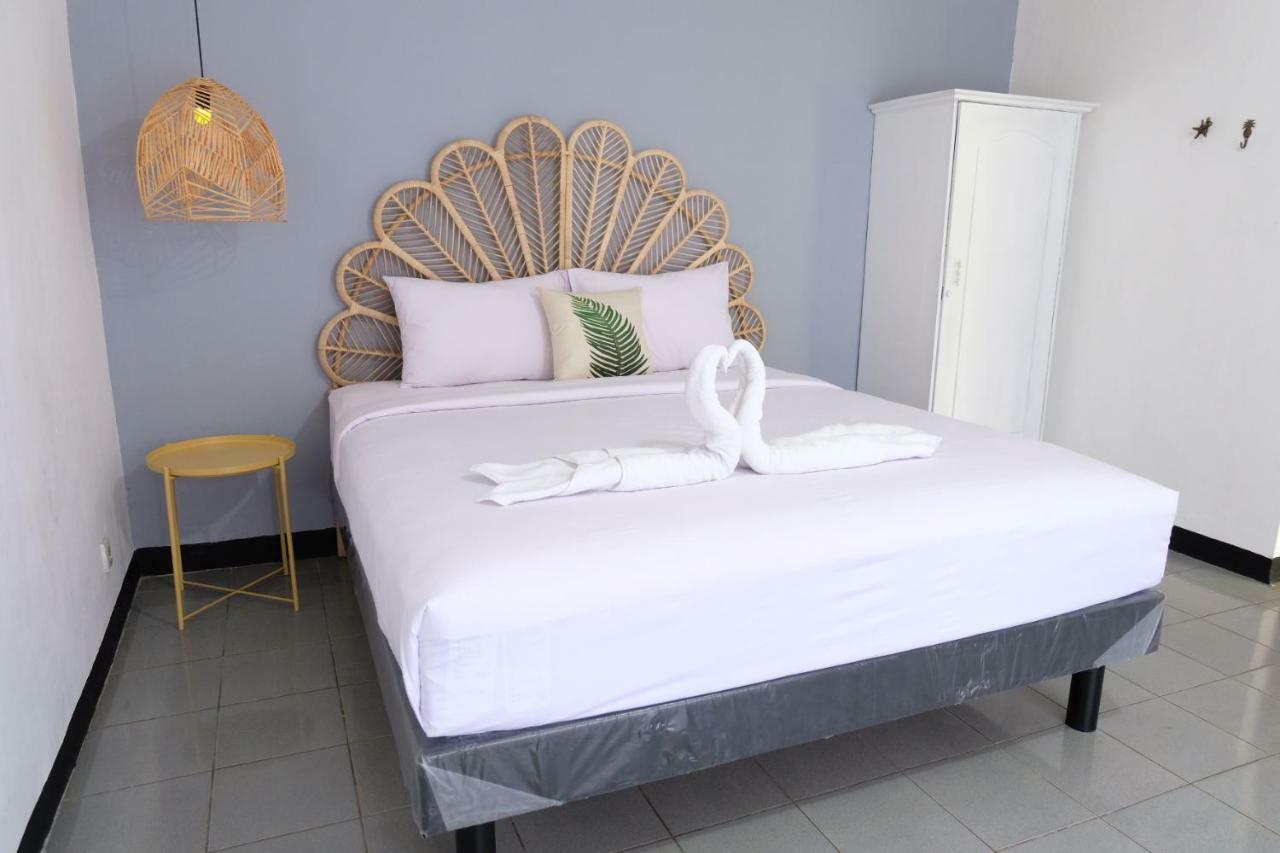 Rarem Bed & Breakfast Бандар Лампунг Екстериор снимка
